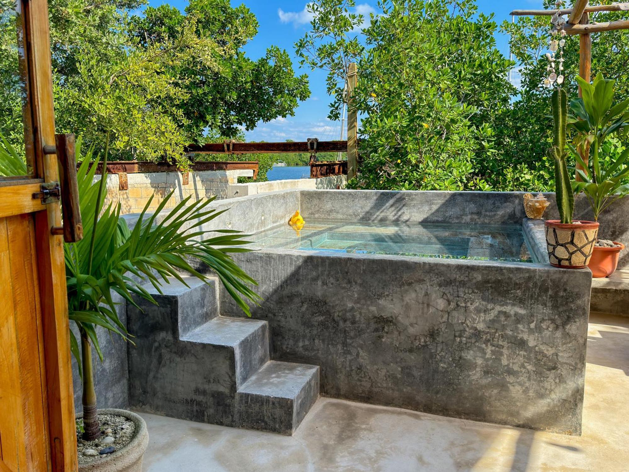 1-7 Ppl, Starlink, Mini-pool & Terrace * Isla Mujeres